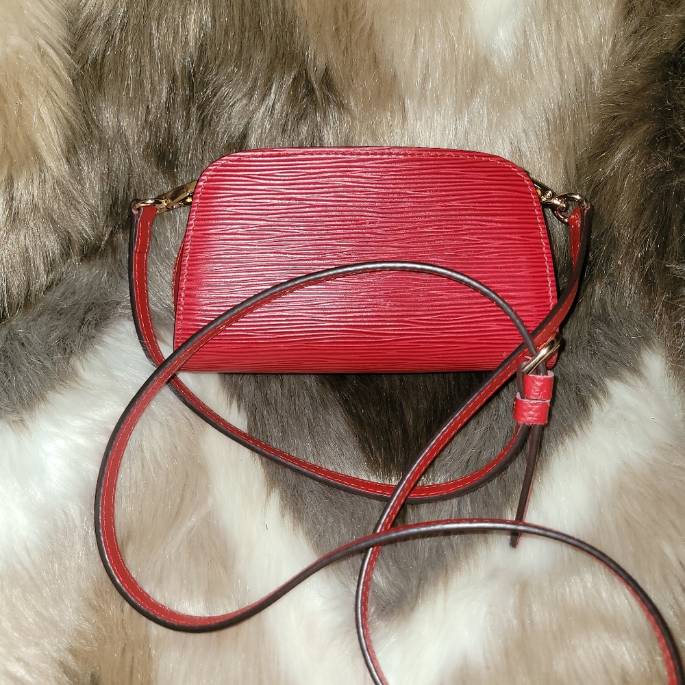Louis Vuitton Epi Dauphine Jaune Red Clutch Toiletry Crossbody Bag Authent8c - Picture 6 of 17